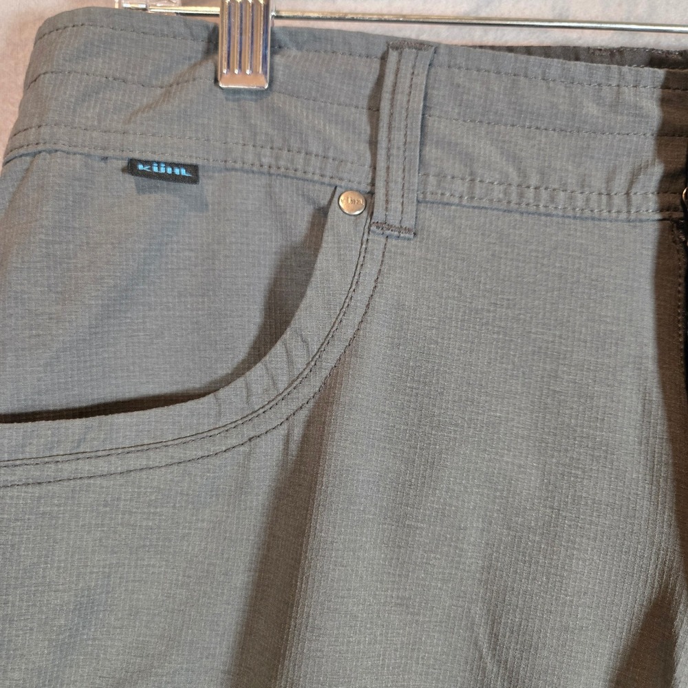 Kuhl Shorts Mens 34 Renegade Charcoal Gray Ripstop Cargo Hiking Outdoor Active - Picture 10 of 14